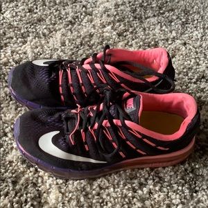 Nike Airmax multiple colors size 8